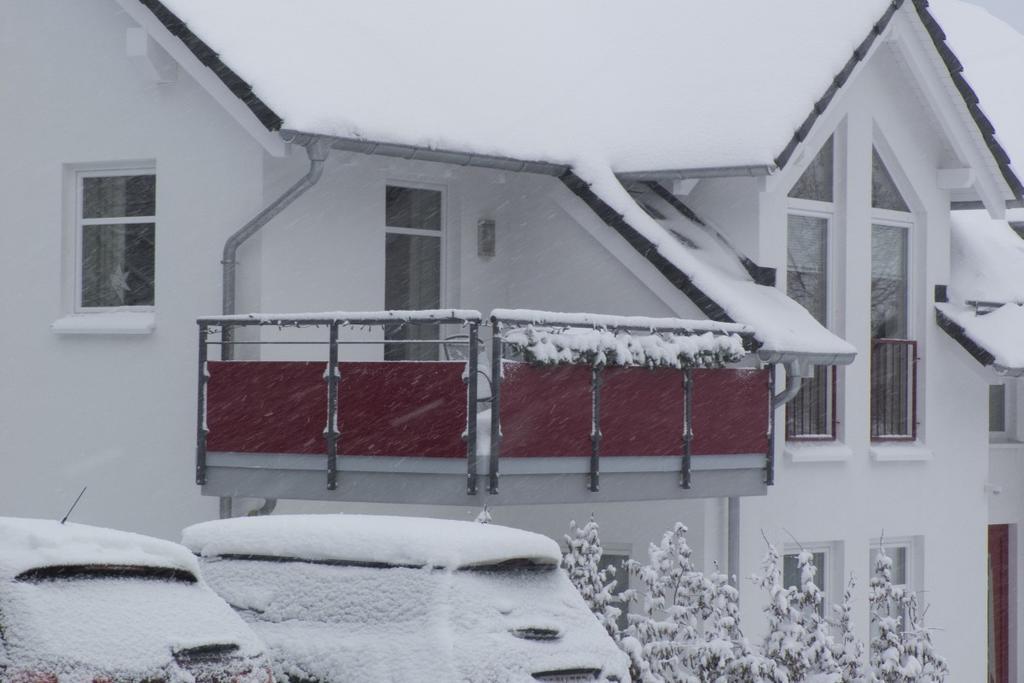 Haus Am Lagunenbad Ferienwohnung Ettelsberg Willingen  Bagian luar foto